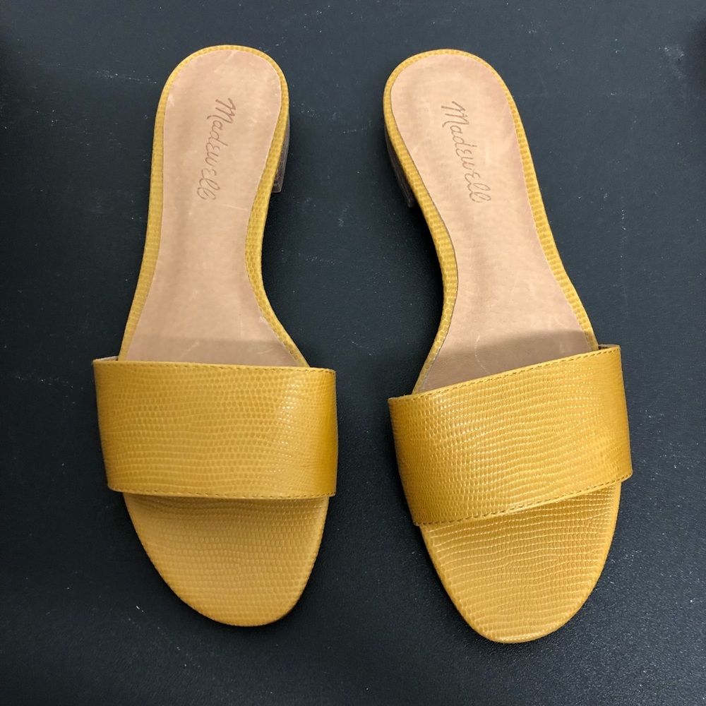 Madewell Caren Slide in Embossed Leather
